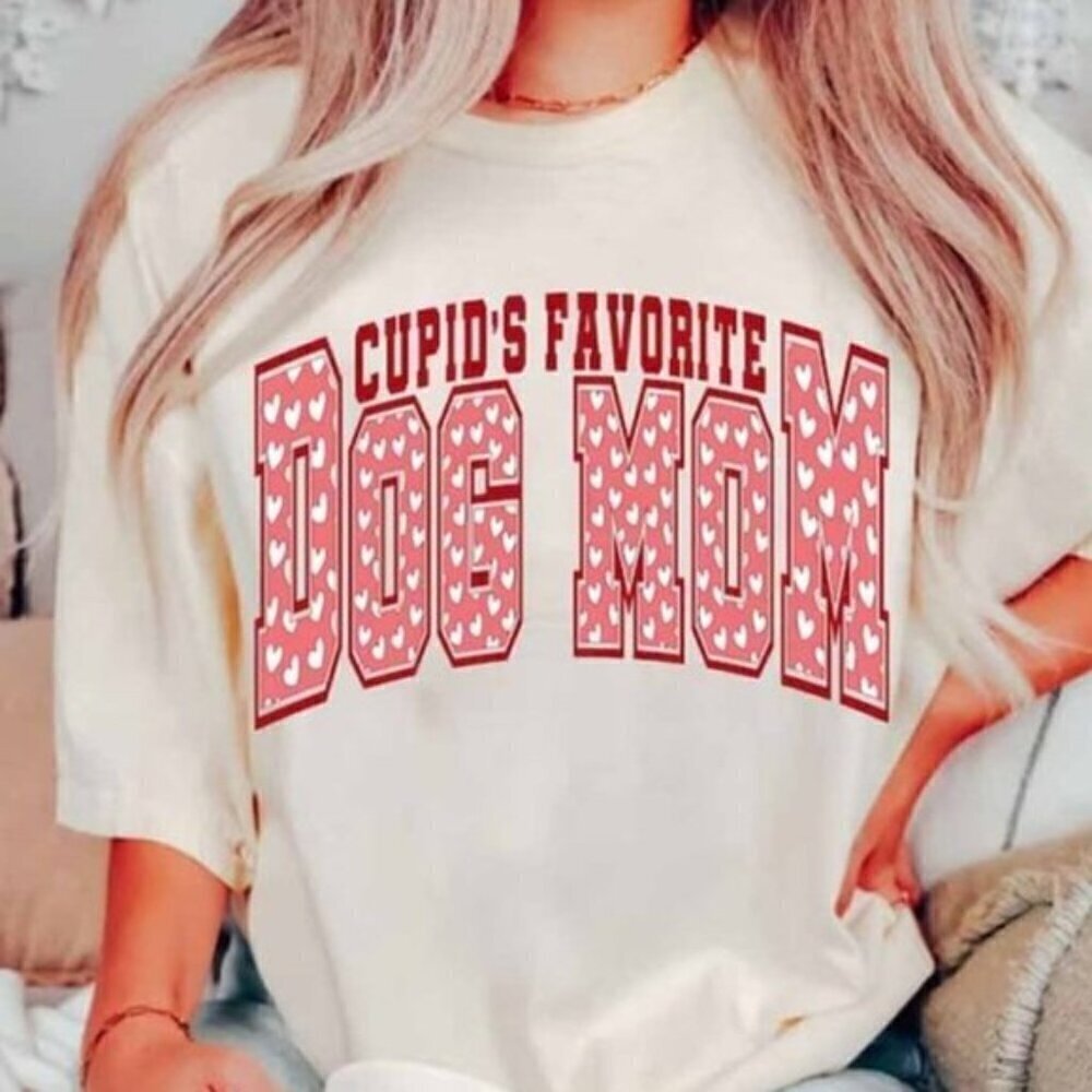 Cupid Favorite Dog Mom Valentine Pet Lover T-Shirt